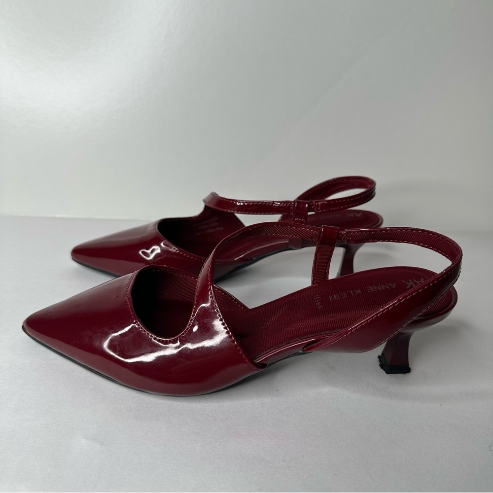 Anne Klein Elegant Burgundy Women's Heels with Strech Straps